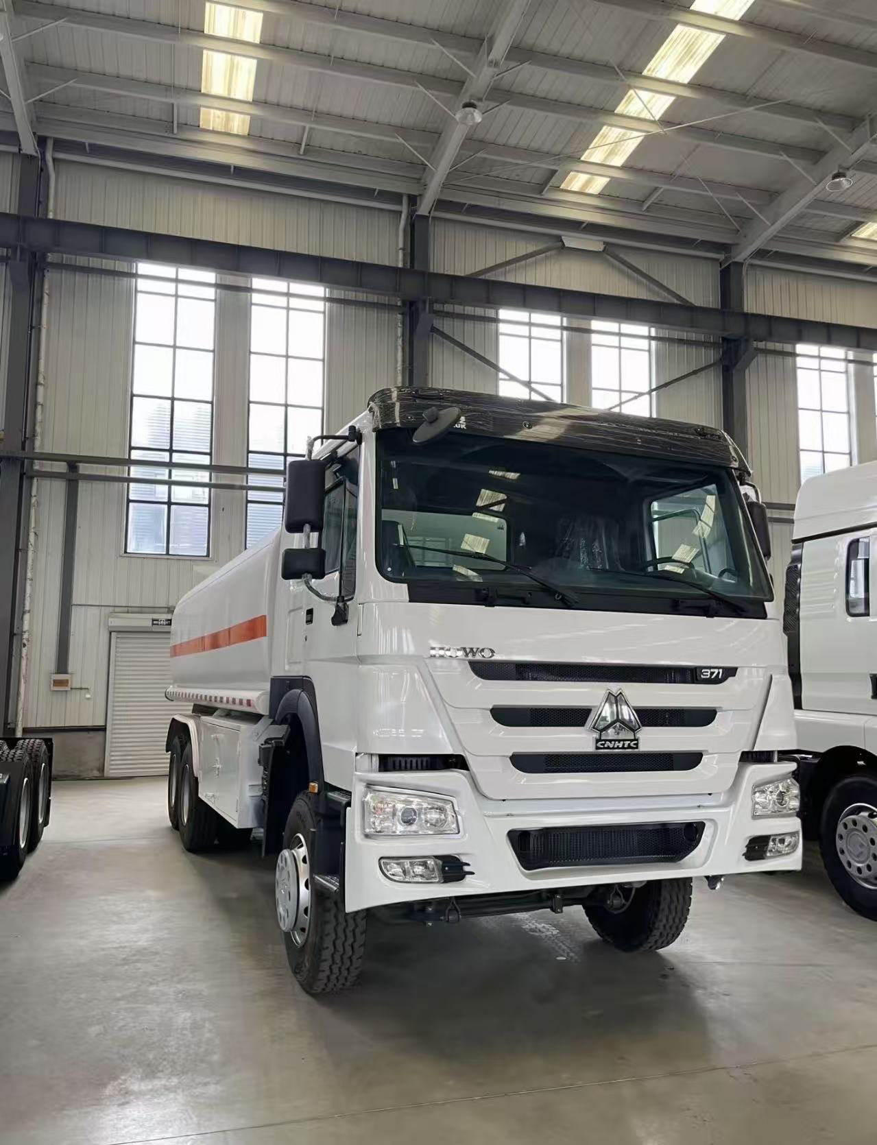 HOWO 6x4 Fuel Tanker Truck